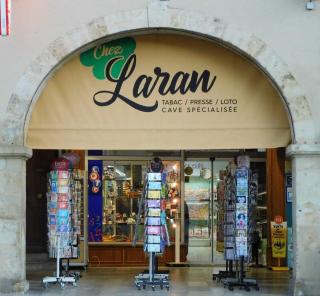 Librairie CHEZ LARAN TABAC PRESSE LOTO 0