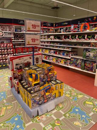 Librairie Smyths Toys Plaisir 0