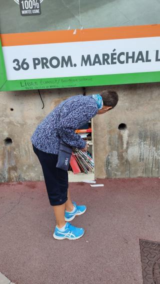 Librairie Boîte À Livres Cernuschi - Bibliothèque Solidaire 0