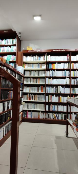 Librairie Librairie Point de Côté - Point Central 2