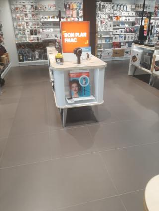 Librairie FNAC Somain 0