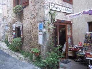 Librairie Librairie LA MASSENIE 0