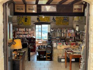 Librairie Bouquinerie de Puycelsi - Pages en Partage 2