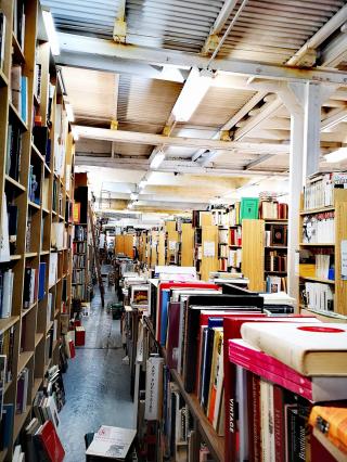 Librairie Librairie de l'Avenue- Henri & Laurence Veyrier - Marché aux Puces 2