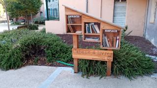 Librairie Cabane à livres - Fréderic Mistral 0