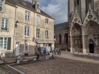 Librairie Tabac Presse de la Cathédrale 0