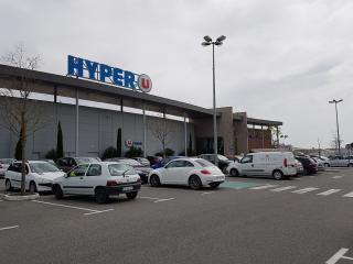 Librairie Hyper U et Drive 0