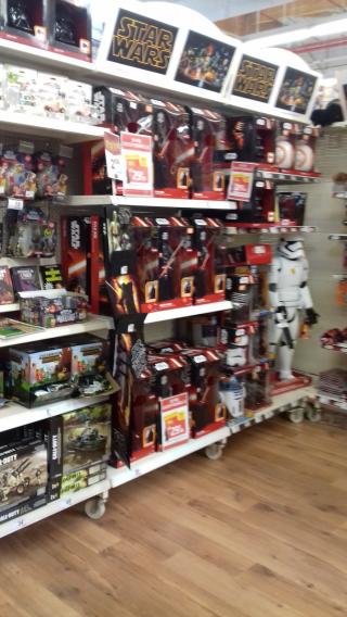 Librairie Smyths Toys Lomme 0