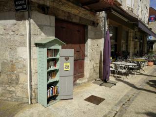 Librairie La Cabane à Livres 0