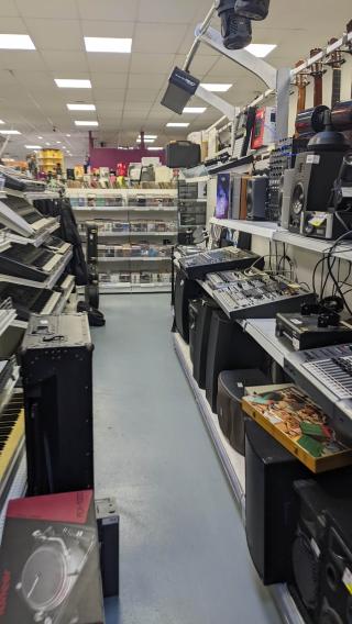 Librairie DEALiCASH Coignières Magasin d'occasion Multimédia, Luxe, Bijoux, Achat d’or … 0