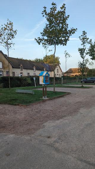 Librairie Boîte à livres 0