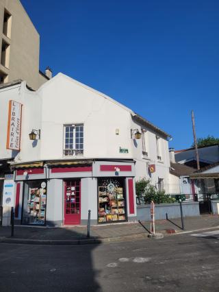 Librairie Folies d'Encre des Pavillons 2