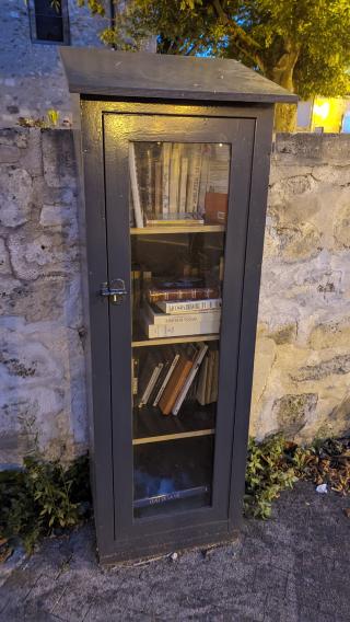 Librairie Boîte à livres 0
