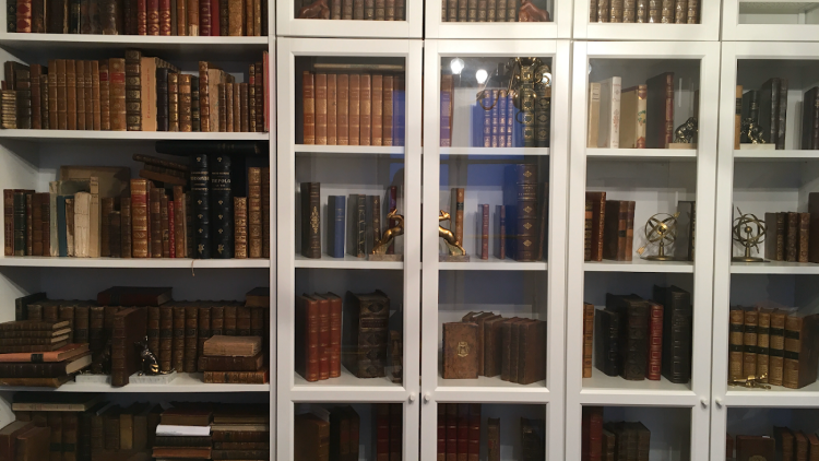 ESSENTIAM livres anciens