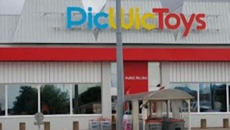 Smyths Toys Plaisir