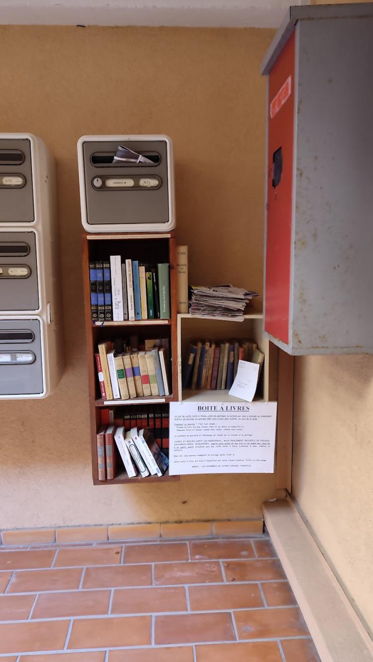 Boîte à Livres Corniche