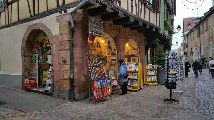 Lire et Chiner Sas