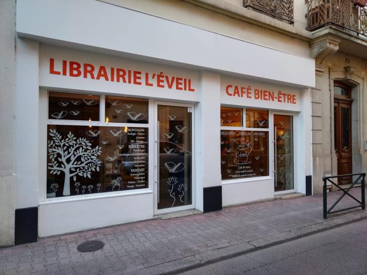 L'Eveil, Café Librairie Bien-être