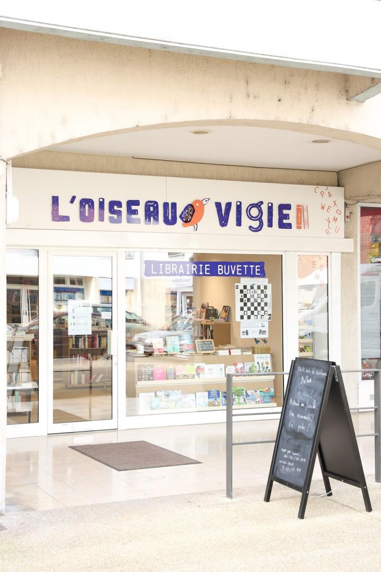 L Oiseau Vigie librairie buvette